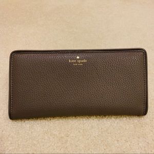 Kate Spade Slim Wallet ⭐️